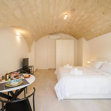 公寓式酒店 Palazzo Della Torre 004 - Historical Modern 巴里
